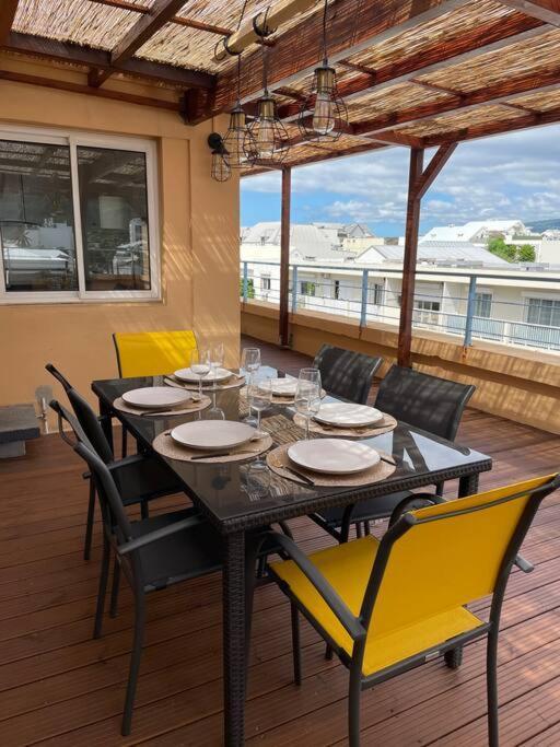 Rare ! Spacieux T3 En Roof-Top Au Barachois - 2 Ch Climatisees - 6 Couchages - Proche Aeroport แซงต์-เดอนี ภายนอก รูปภาพ