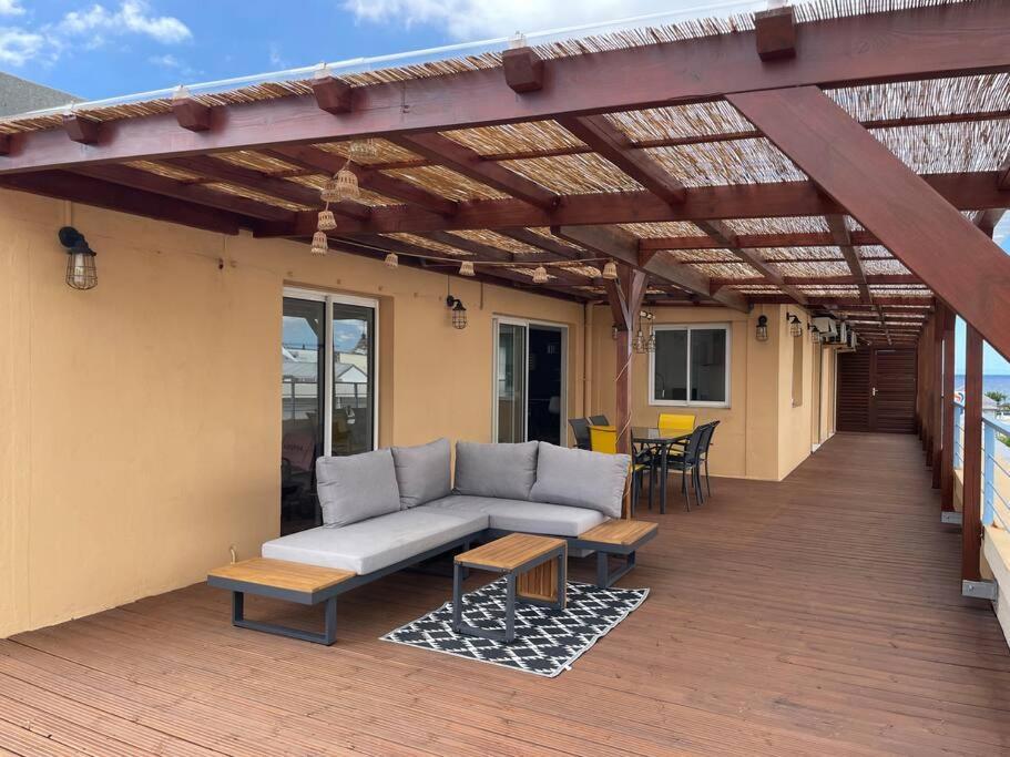 Rare ! Spacieux T3 En Roof-Top Au Barachois - 2 Ch Climatisees - 6 Couchages - Proche Aeroport แซงต์-เดอนี ภายนอก รูปภาพ