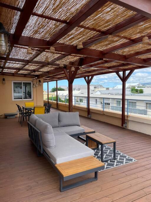 Rare ! Spacieux T3 En Roof-Top Au Barachois - 2 Ch Climatisees - 6 Couchages - Proche Aeroport แซงต์-เดอนี ภายนอก รูปภาพ