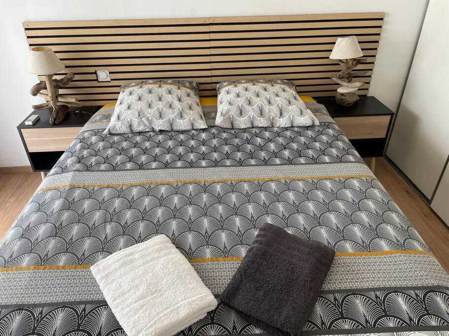Rare ! Spacieux T3 En Roof-Top Au Barachois - 2 Ch Climatisees - 6 Couchages - Proche Aeroport แซงต์-เดอนี ภายนอก รูปภาพ